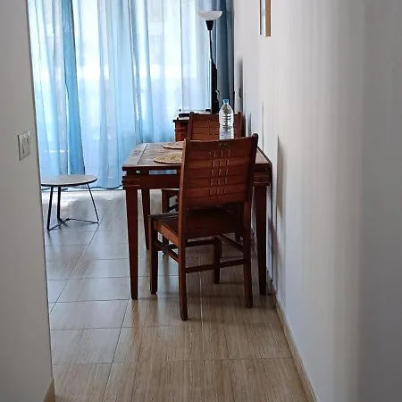 Apartman In The Center Near To The *